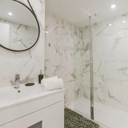 90m On The Croisette With Terrace & Sea View Apartman *