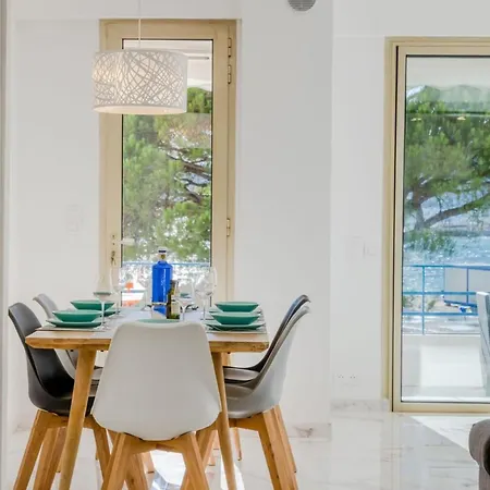 90m On The Croisette With Terrace & Sea View Cannes