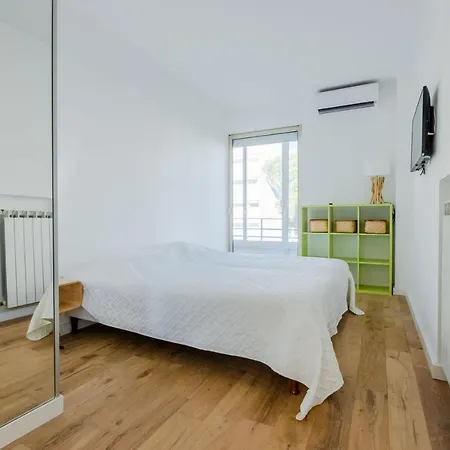 شقة 90m On The Croisette With Terrace & Sea View كان