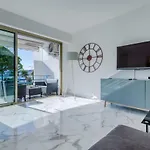 Apartment 90m On The Croisette With Terrace & Sea View Cannes