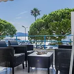 90m On The Croisette With Terrace & Sea View Apartment Cannes