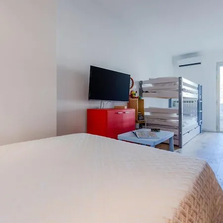 90m On The Croisette With Terrace & Sea View Apartmán Cannes